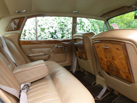 wedding cars surrey T1 Silver Shadow Bentley interior